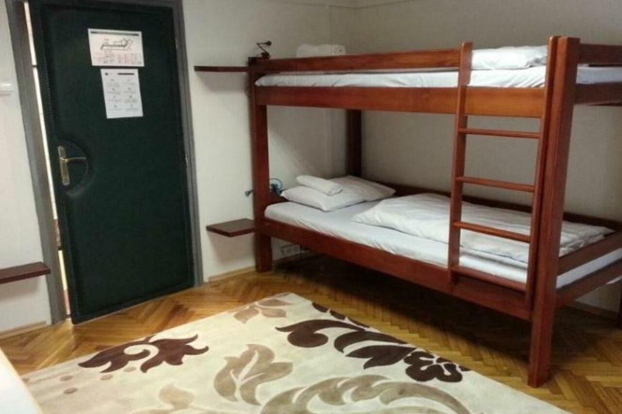 Walking Bed Budapest Hostel Exterior foto