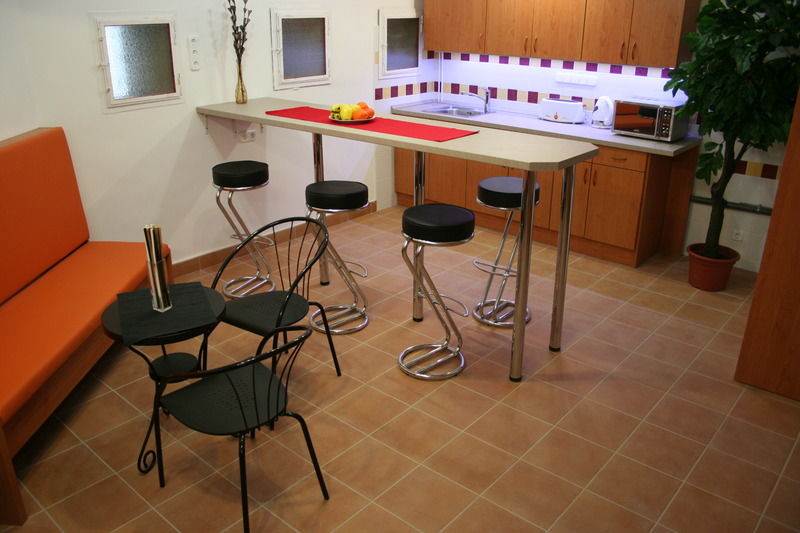 Walking Bed Budapest Hostel Exterior foto